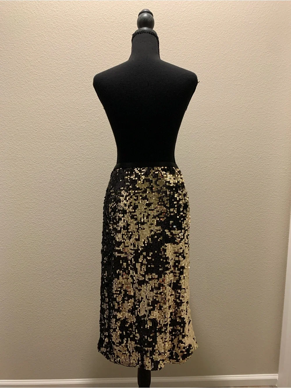 Nine West Black & Gold Sequin Midi Pencil Skirt (Perfect For New Years🎉) Size XL